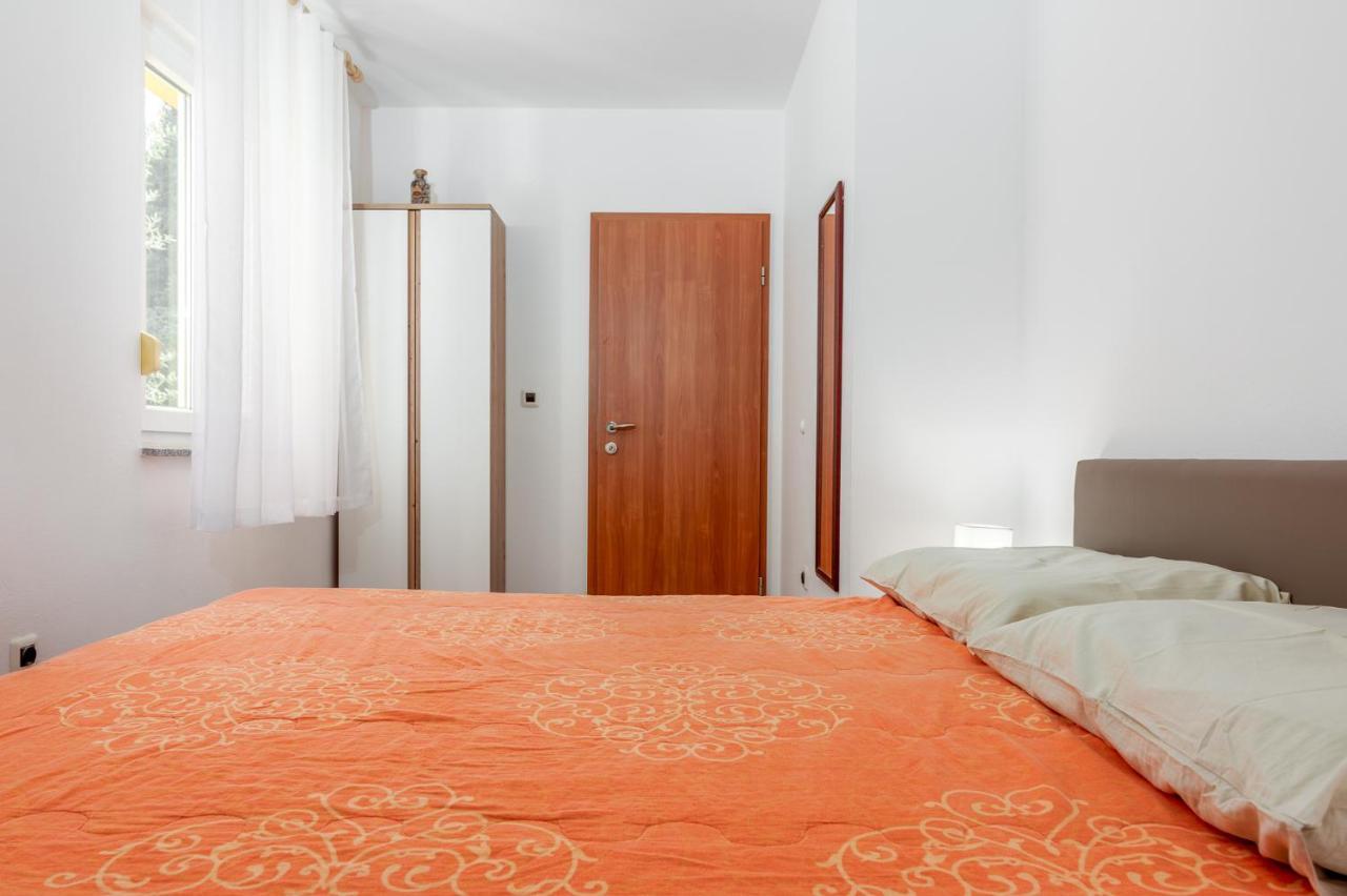 Apartments Manuela Pula Exterior photo